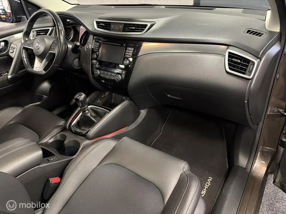 Nissan Qashqai 1.2 Tekna PANO uit 2019, foto 14