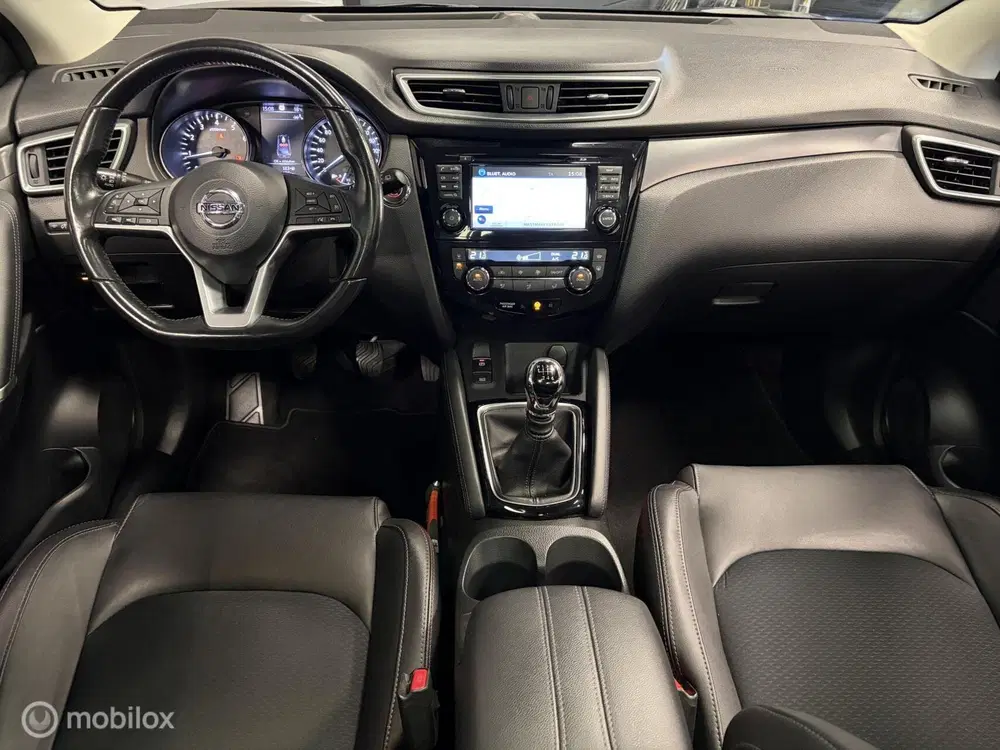 Nissan Qashqai 1.2 Tekna PANO uit 2019, foto 2