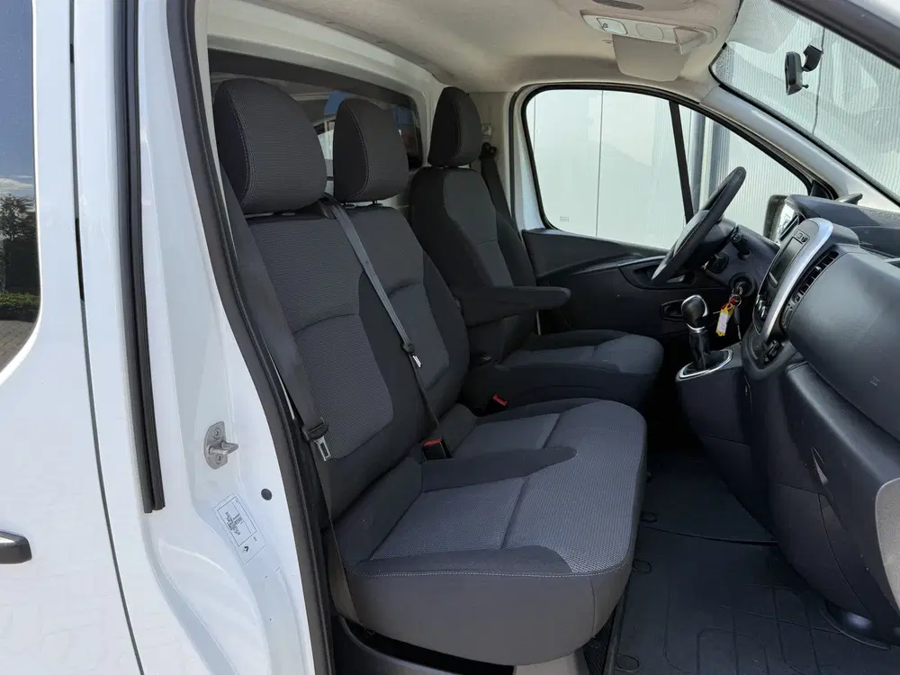 Renault Trafic 2.0 dCi 145 PK uit 2020, foto 7