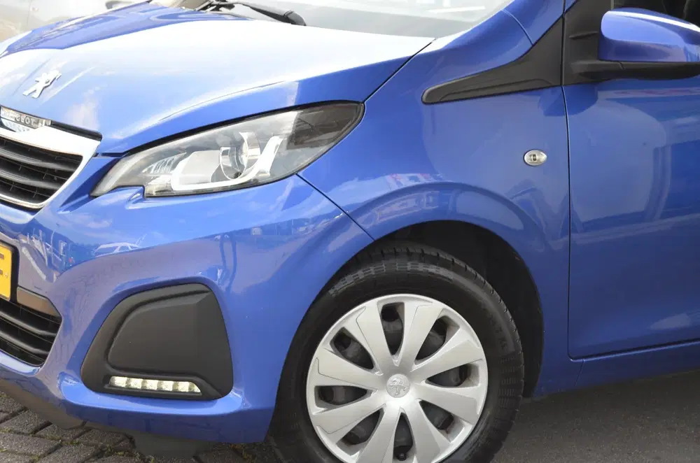 Peugeot 108 1.0 e-VTi Active uit 2021, foto 2