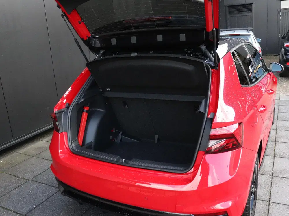 Skoda Fabia 1.0 TSI Monte Carlo uit 2024, foto 15