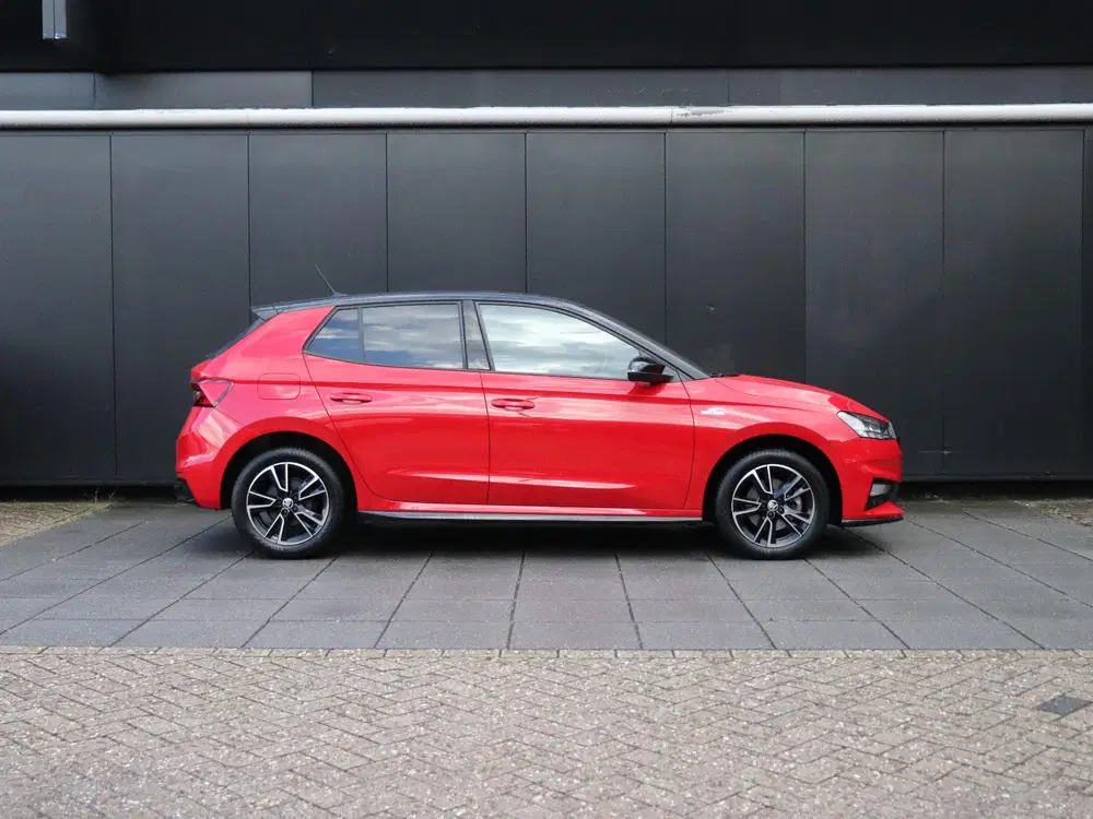 Skoda Fabia 1.0 TSI Monte Carlo uit 2024, foto 4