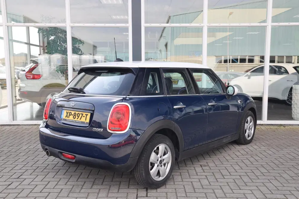 Mini Cooper 1.5 Cooper uit 2019, foto 13