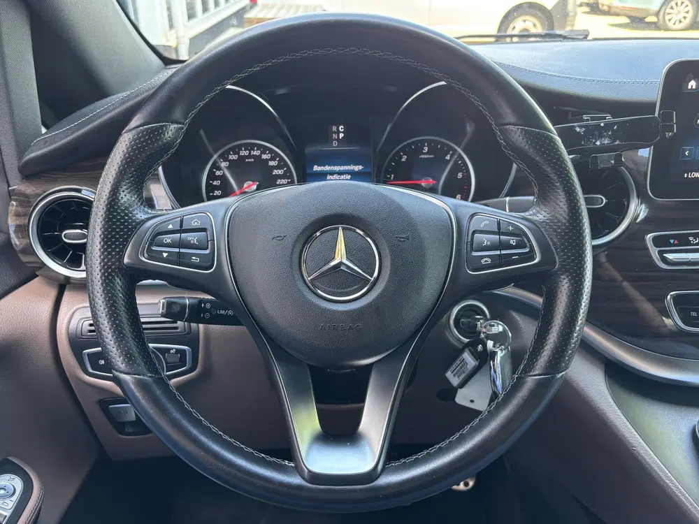 Mercedes-Benz V-Klasse 250d Extra Lang Avantgarde Edition uit 2023, foto 15