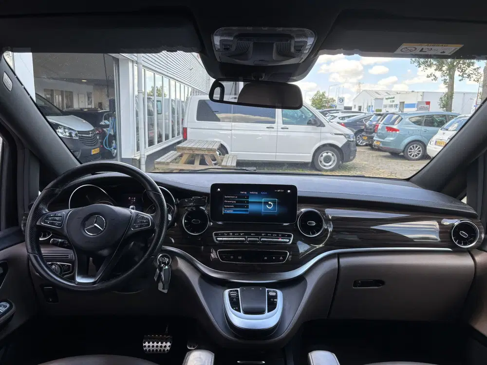 Mercedes-Benz V-Klasse 250d Extra Lang Avantgarde Edition uit 2023, foto 8