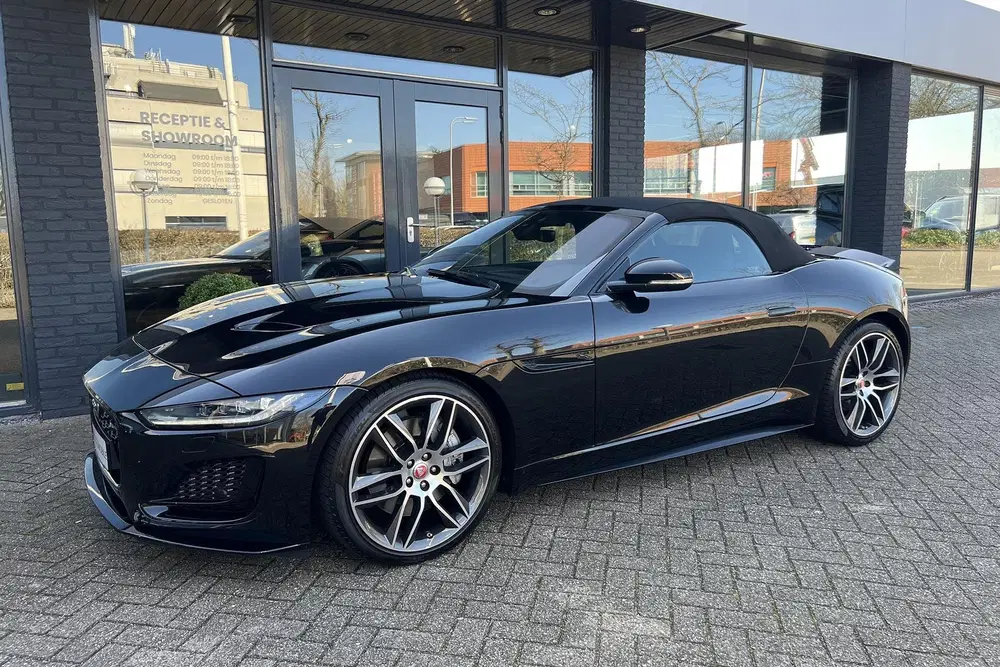 Jaguar F-Type P300 RWD I R-Dynamic I Dealer ond. I uit 2021, foto 3