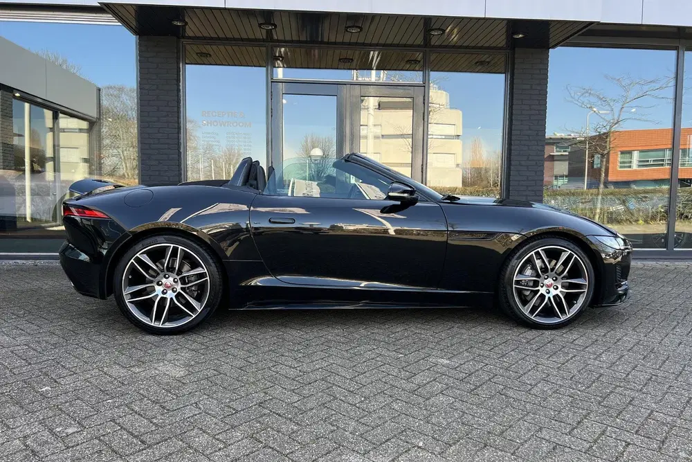 Jaguar F-Type P300 RWD I R-Dynamic I Dealer ond. I uit 2021, foto 6