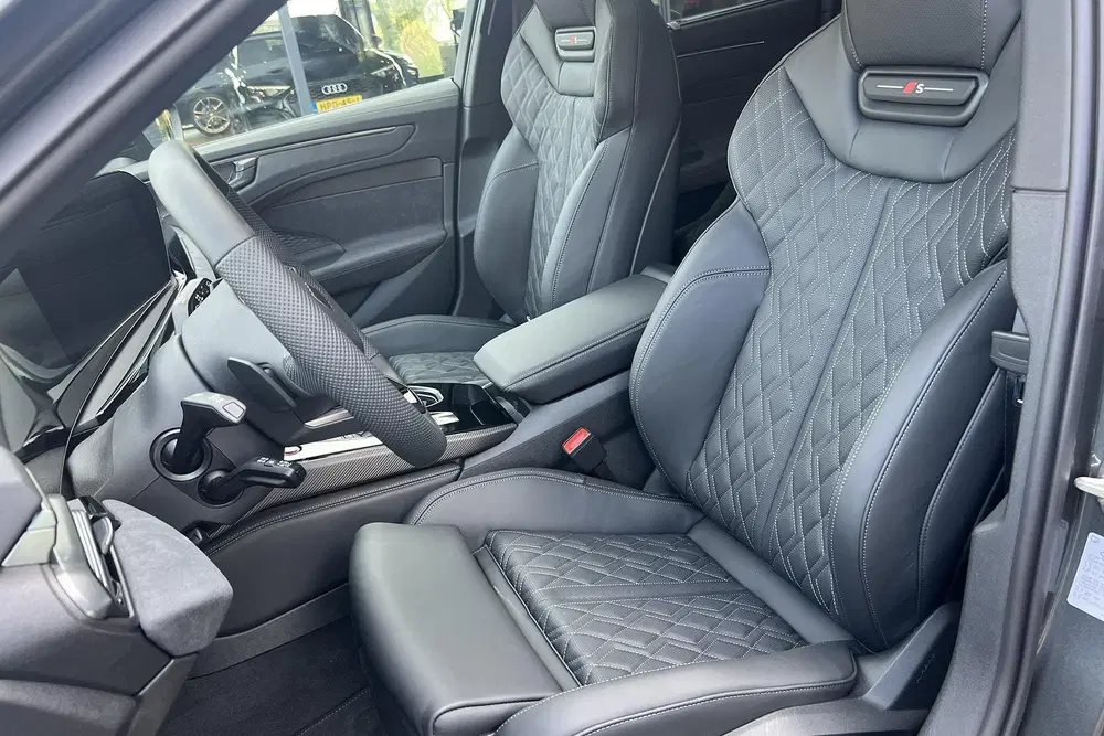 Audi A6 ehybrid Quattro Tech Pro I Luchtv. I Mat P uit 2026, foto 4