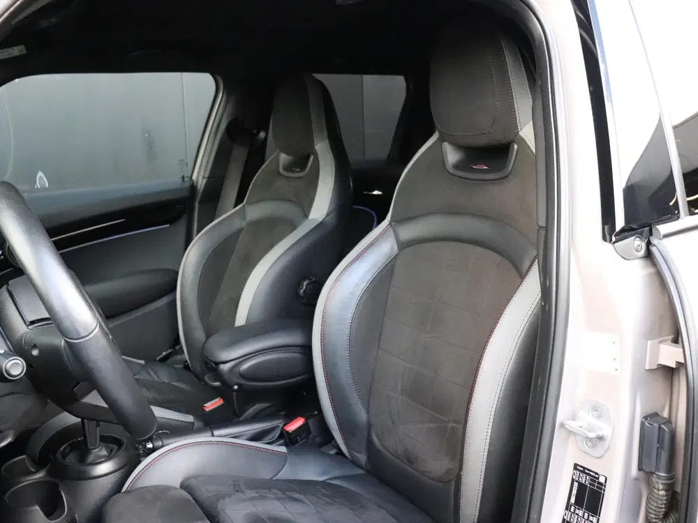 Mini Cooper 1.5 Cooper MINI Yours LEDER uit 2021, foto 12