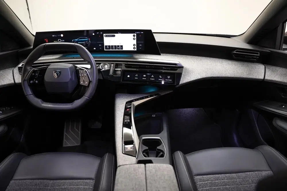 Peugeot 3008 Allure 73 kWh [ Camera Cruise Control Appl uit 2025, foto 4
