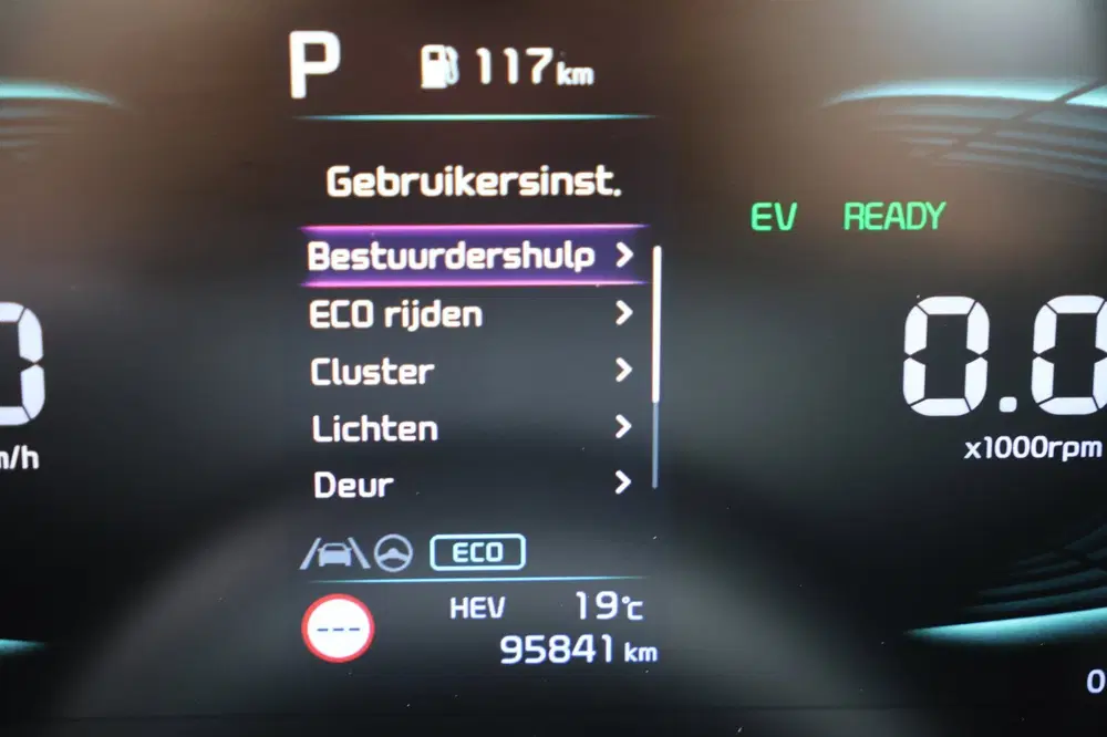Kia Niro 1.6 GDi PHEV Carplay Camera Dealer Onderho uit 2023, foto 11