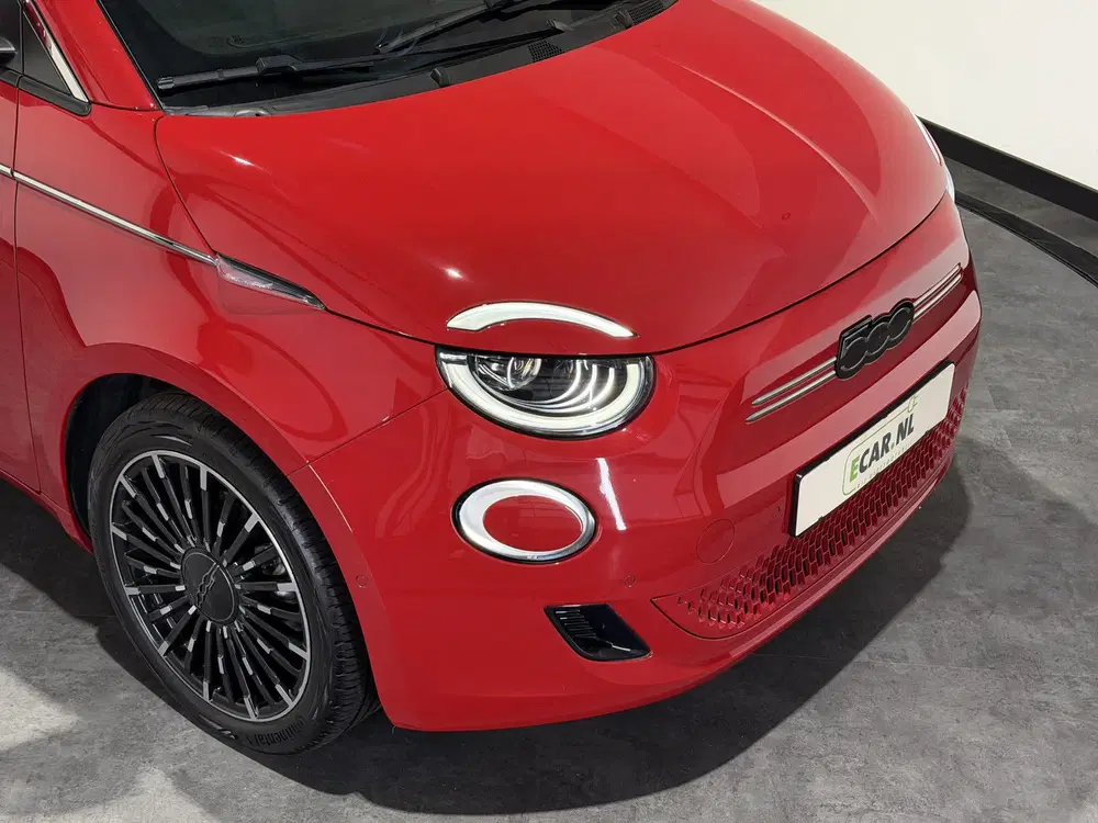 Fiat 500 La Prima 42 kWh uit 2024, foto 11