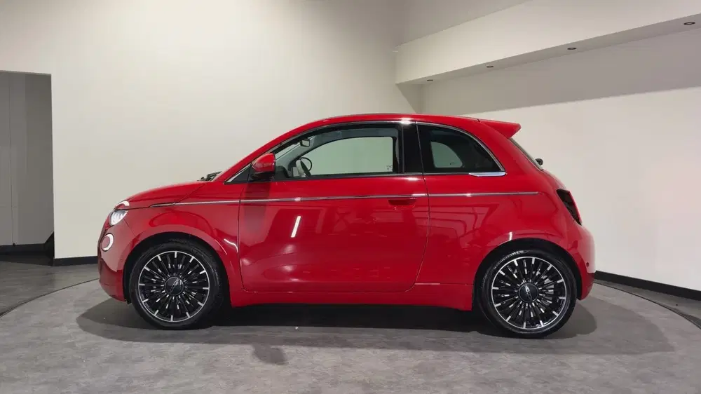 Fiat 500 La Prima 42 kWh uit 2024, foto 6