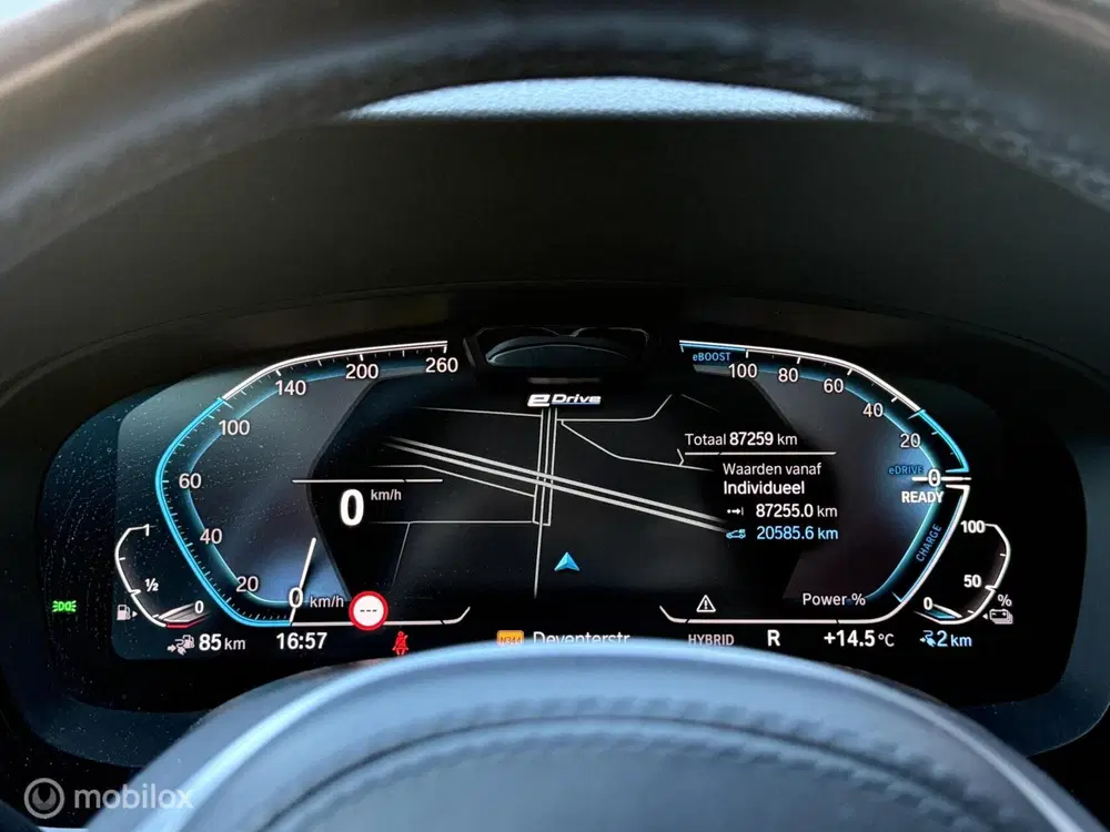 BMW 5-serie 545e xDrive uit 2021, foto 5
