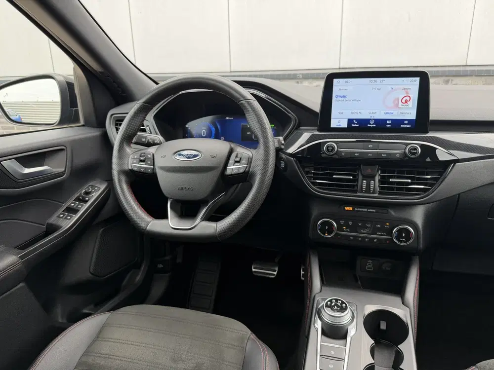 Ford Kuga 2.5 PHEV ST-Line X uit 2023, foto 15
