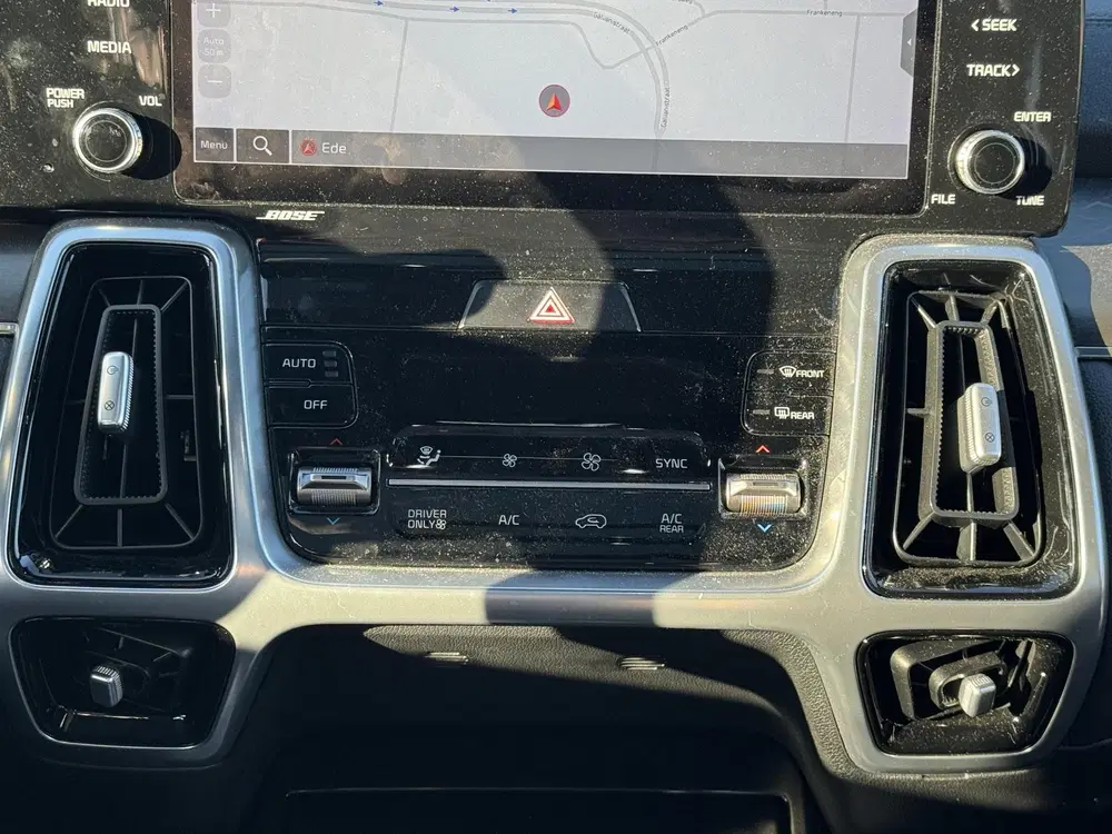 Kia Sorento 1.6 T-GDI Hybrid 2WD ExecutiveLine 7p. uit 2022, foto 14