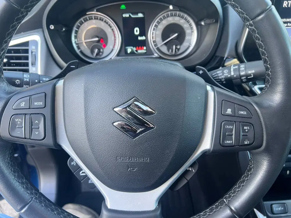 Suzuki S-Cross 1.5 Hybrid Style uit 2023, foto 11