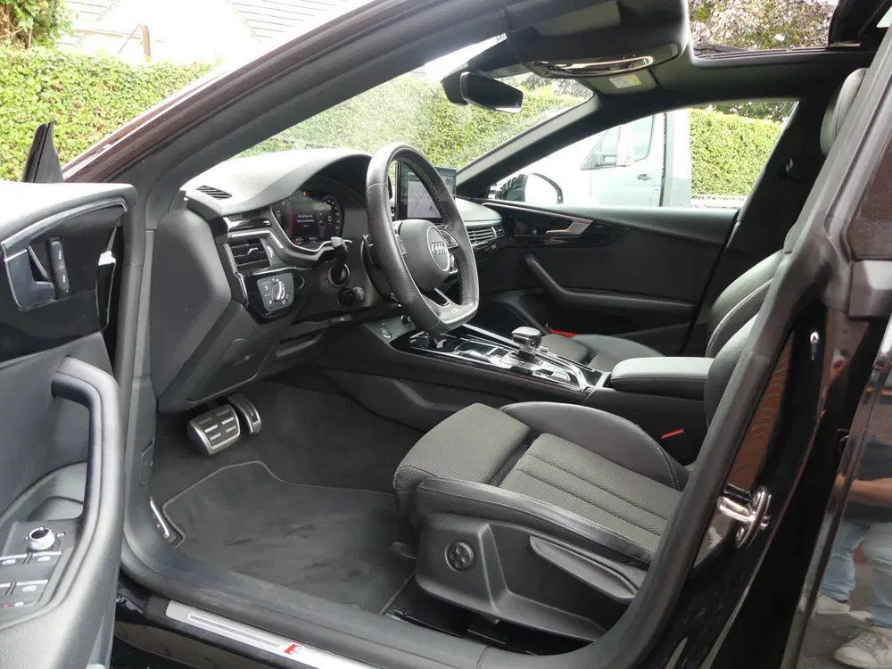 Audi A5 35 TFSI S-Line uit 2022, foto 5