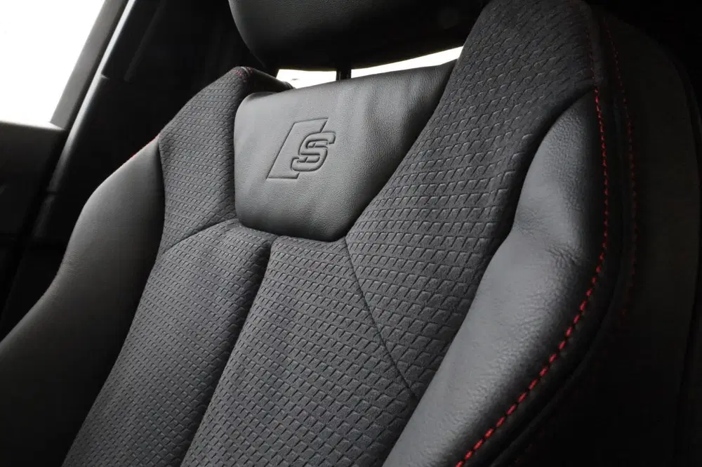 Audi Q3 35 TFSI Pano l Trekhaak l Sonos l Rode sti uit 2025, foto 10