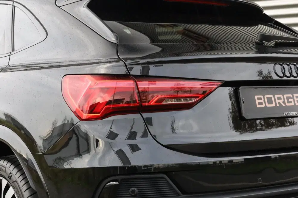 Audi Q3 35 TFSI Pano l Trekhaak l Sonos l Rode sti uit 2025, foto 8