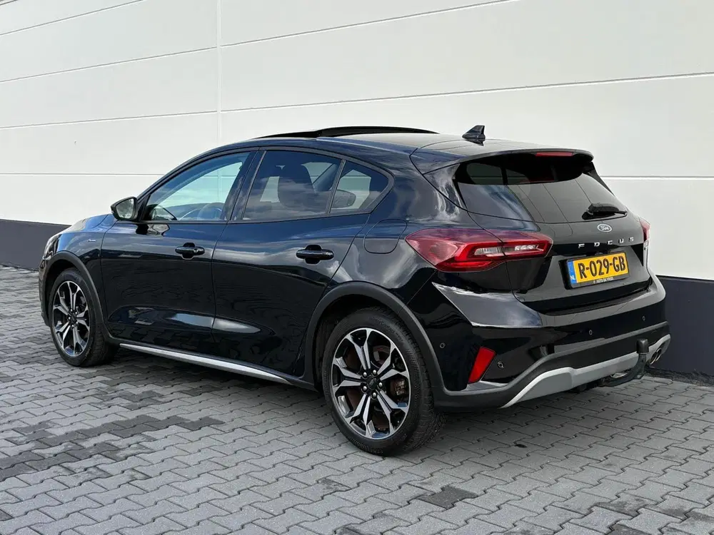 Ford Focus 1.0 EcoBoost 125pk Hybrid Active Vignale uit 2022, foto 12