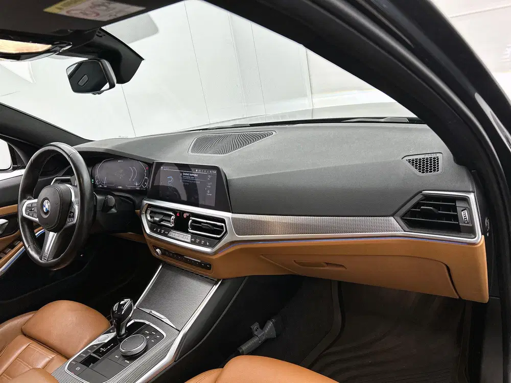 BMW 3-serie 330e High Executive M Sport uit 2019, foto 13