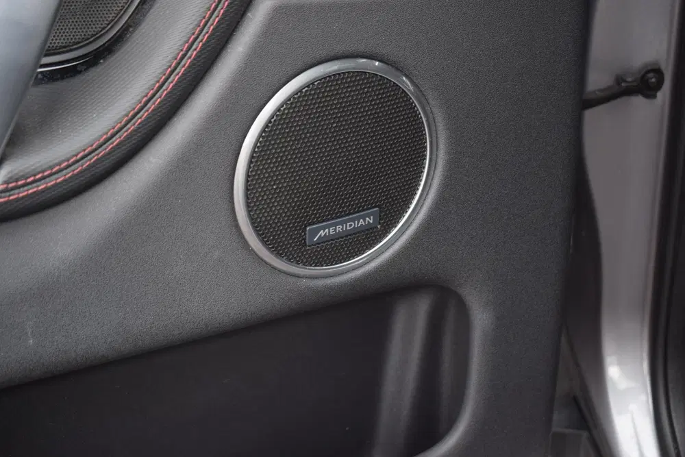 Land Rover Discovery Sport P300e 1.5 R-Dynamic HSE uit 2023, foto 7