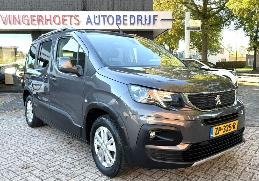 Peugeot Rifter 1.2 Benzine 110 Pk Allure * Navigatie * Tr uit 2019, foto 7