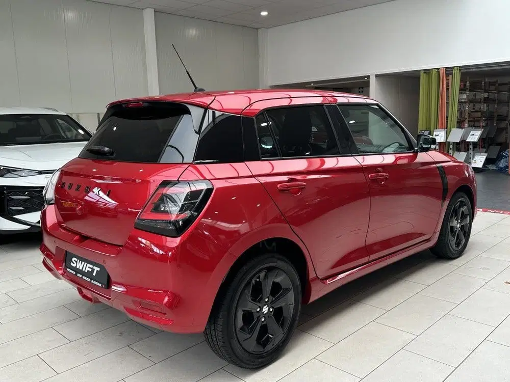 Suzuki Swift 1.2 ED 60SmartHyb. uit 2026, foto 3