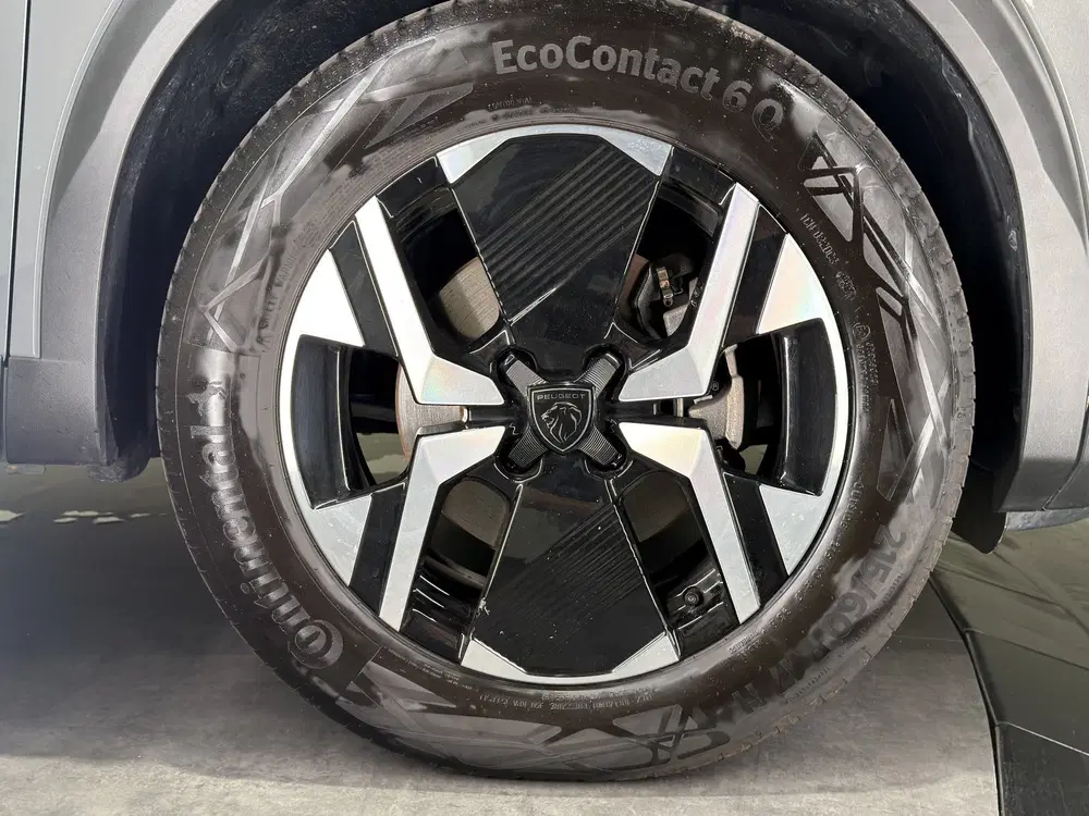 Peugeot 2008 EV GT 50 kWh uit 2025, foto 11