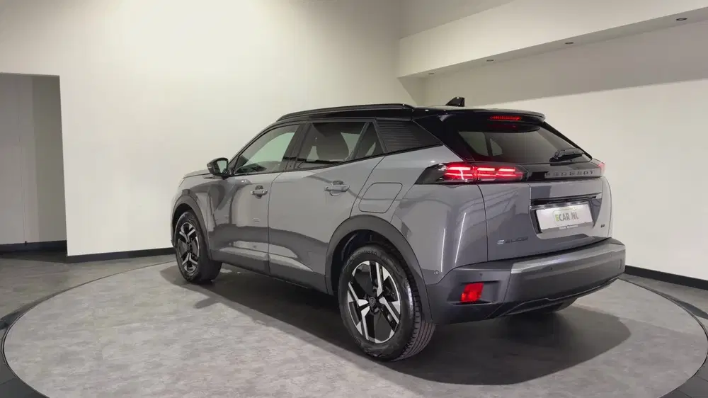 Peugeot 2008 EV GT 50 kWh uit 2025, foto 5