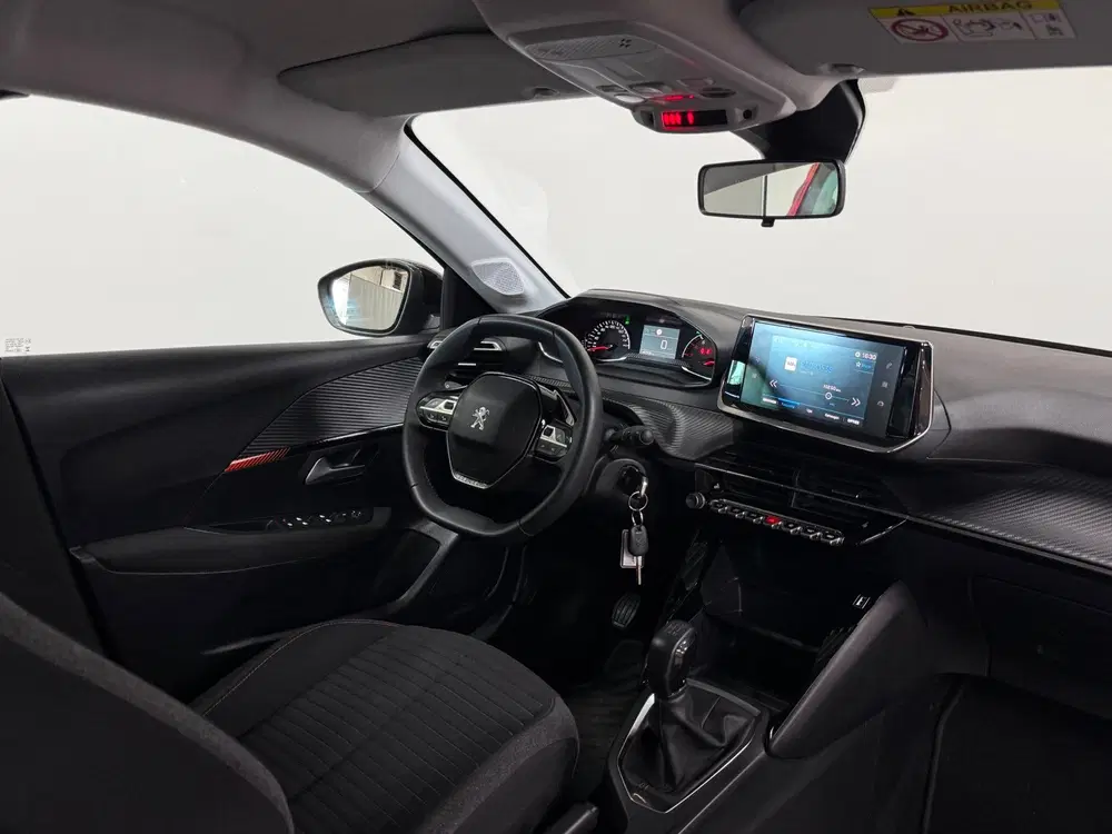 Peugeot 208 1.2 PureTech 75 Allure Cruise uit 2023, foto 2