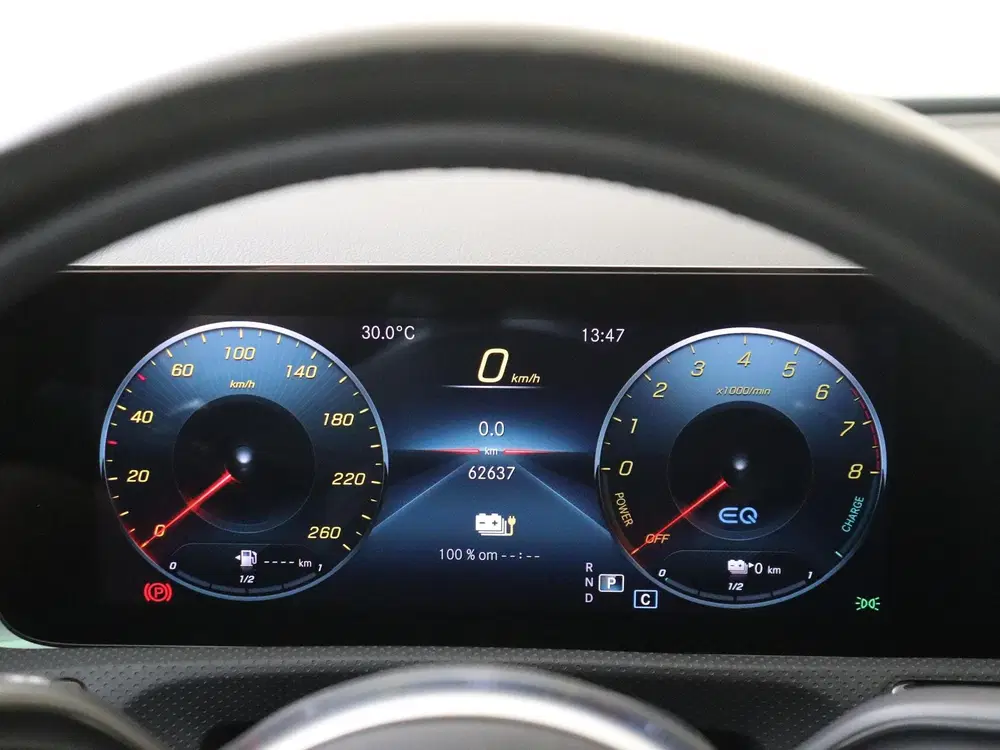 Mercedes-Benz A-Klasse 250 e Premium Plus uit 2021, foto 12