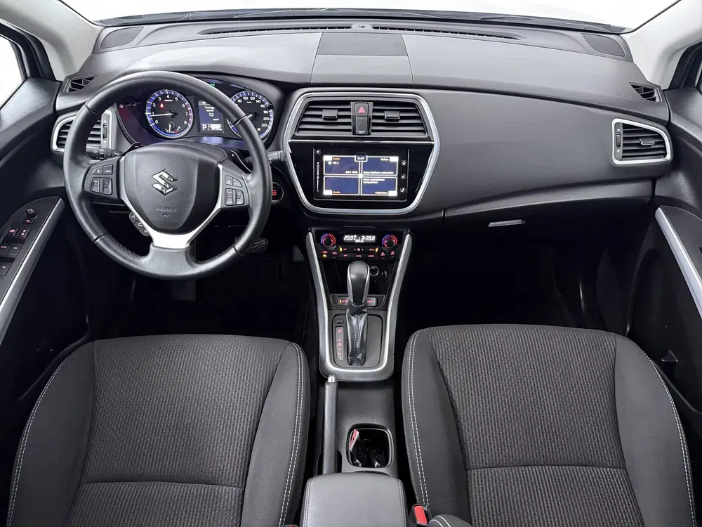 Suzuki S-Cross 1.4 Boosterjet Select Smart Hybrid automaa uit 2021, foto 4
