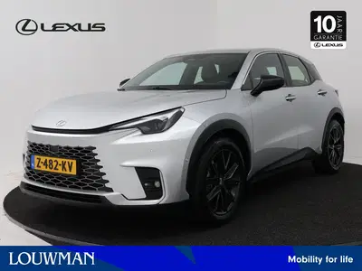 Lexus LBX 1.5 Relax 2WD uit 2024