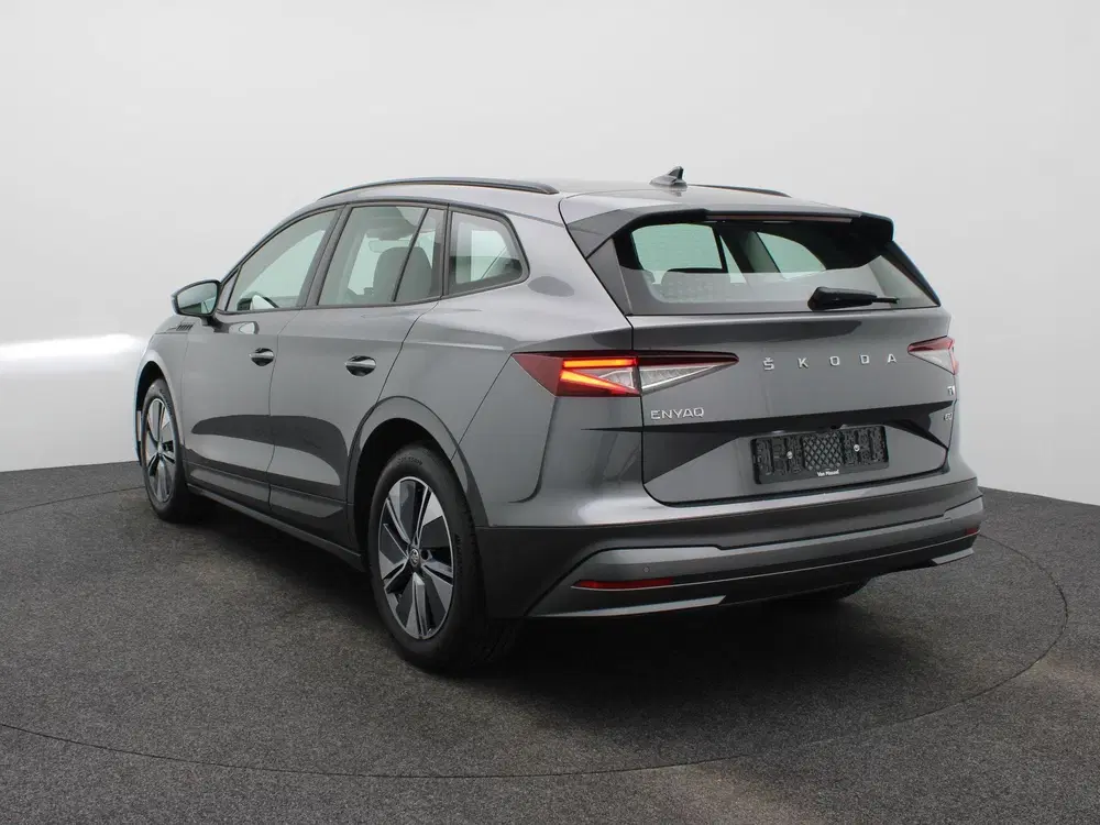 Skoda Enyaq iV 60 uit 2023, foto 2