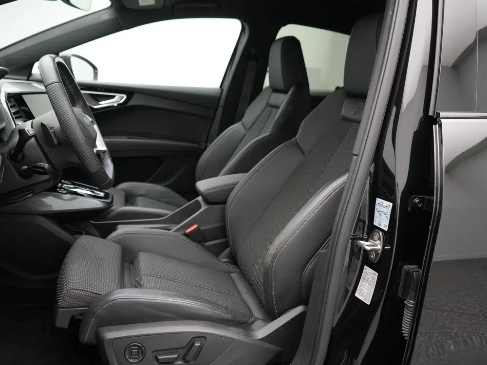 Audi Q4 e-tron 45 quattro S Edition 82 kWh 286 PK uit 2024, foto 13