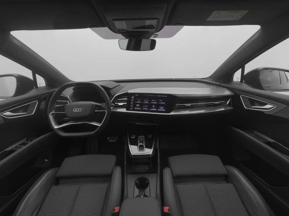 Audi Q4 e-tron 45 quattro S Edition 82 kWh 286 PK uit 2024, foto 4