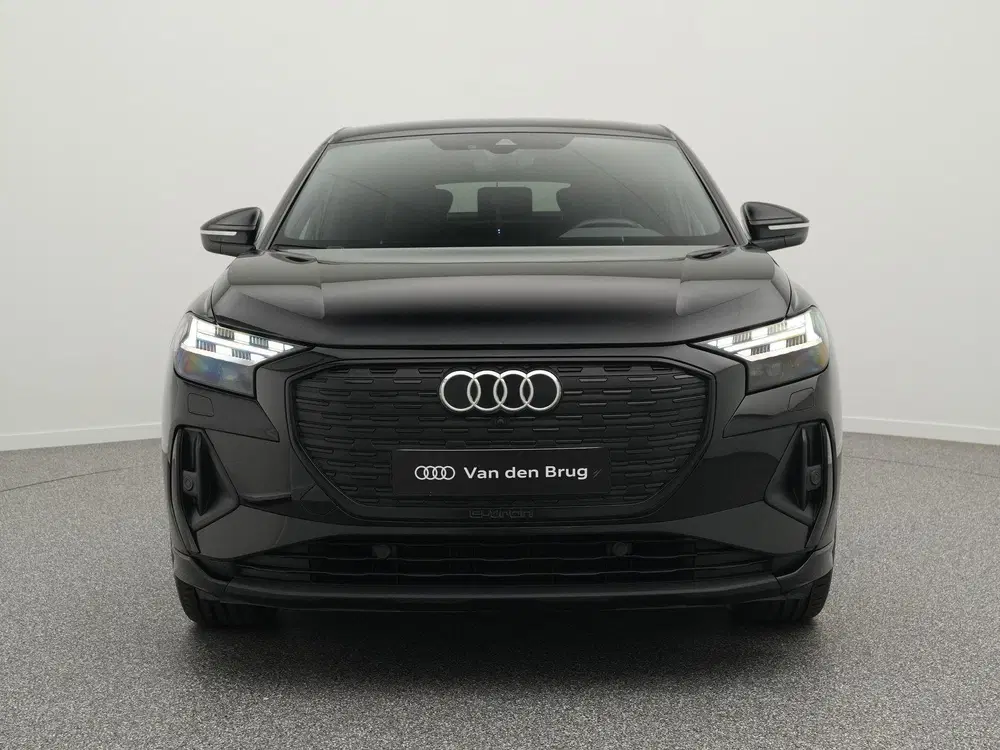 Audi Q4 e-tron 45 quattro S Edition 82 kWh 286 PK uit 2024, foto 6