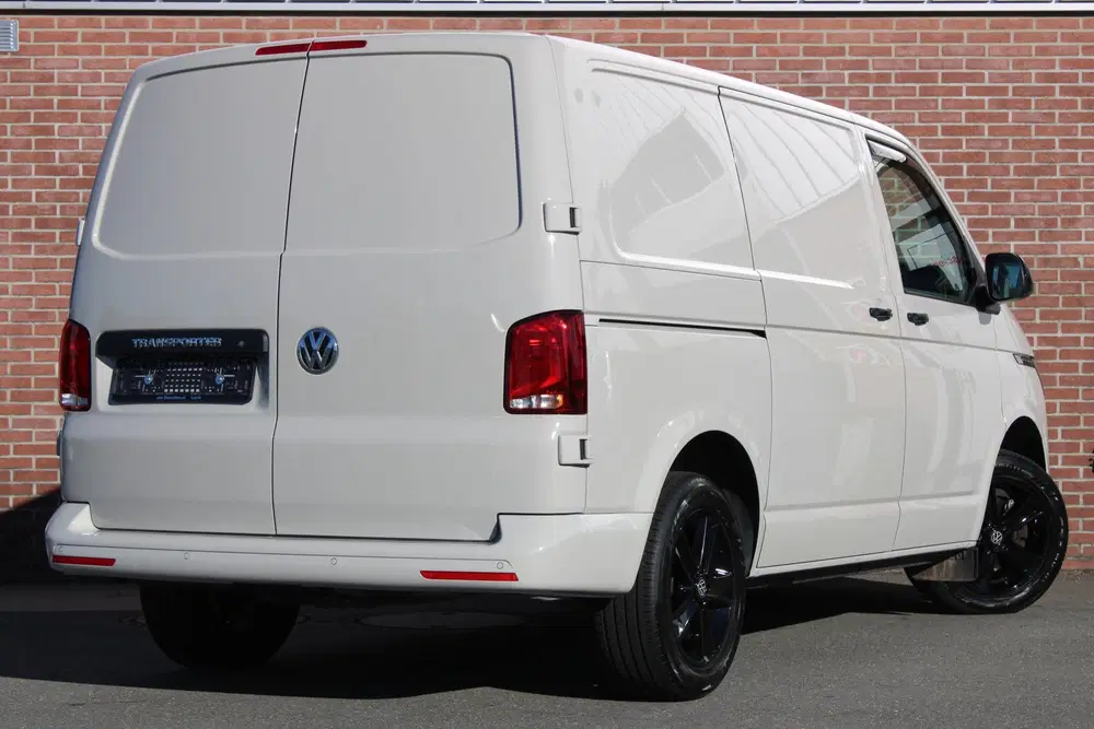Volkswagen Transporter 2.0 TDI 150PK L1H1 28 DSG uit 2024, foto 4