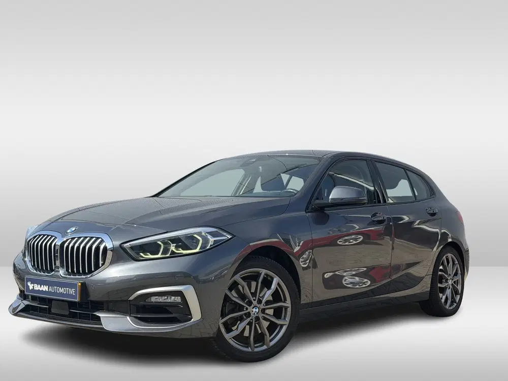 BMW 1-serie 120i High Executive uit 2021, foto 4