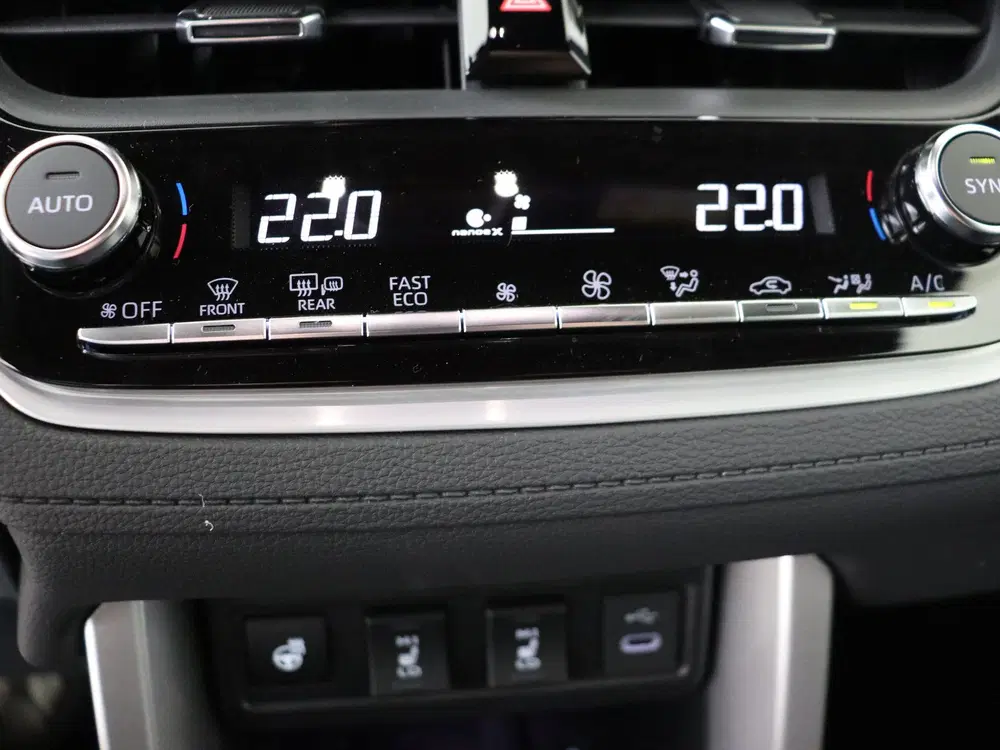 Toyota Corolla Cross Hybrid 200 Executive *Demo (bj 2025) uit 2025, foto 12
