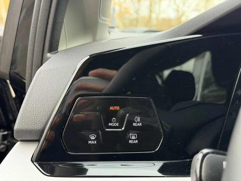 Volkswagen Golf 1.0 TSI Life uit 2024, foto 12