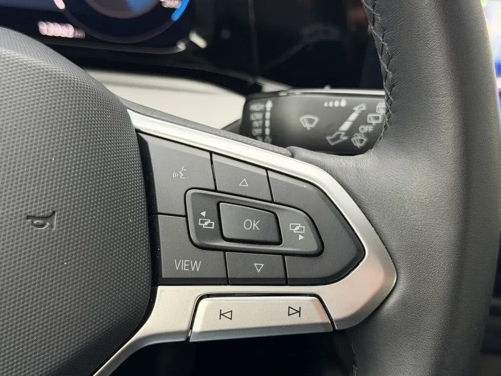 Volkswagen Golf 1.0 TSI Life uit 2024, foto 15