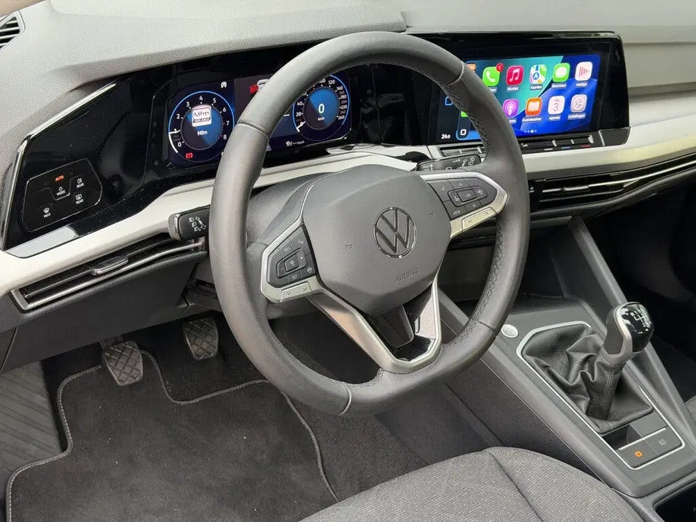 Volkswagen Golf 1.0 TSI Life uit 2024, foto 2