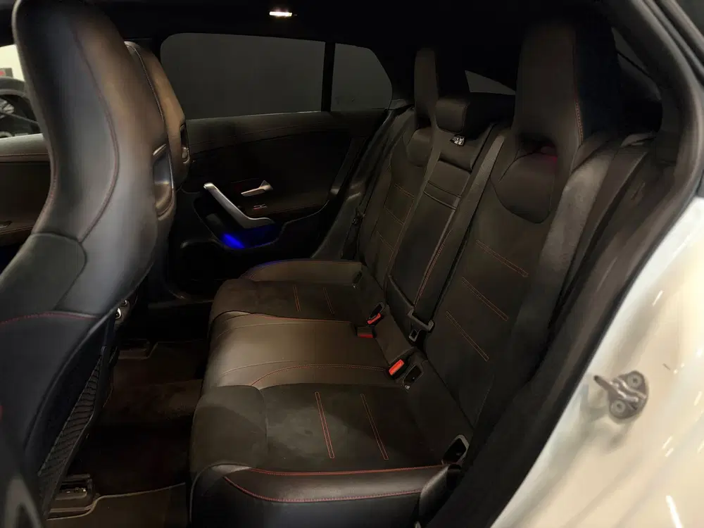 Mercedes-Benz CLA 180 Business Solutio uit 2020, foto 5