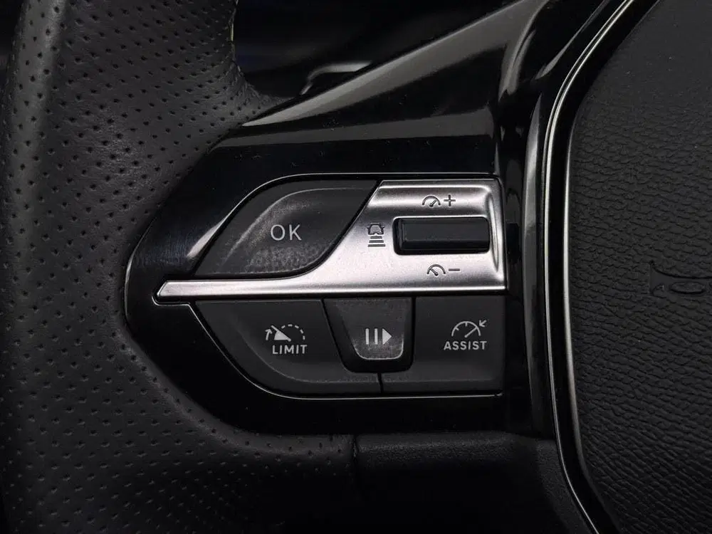 Peugeot 308 1.6 Plug-in Hybrid 180 GT Pano uit 2022, foto 11