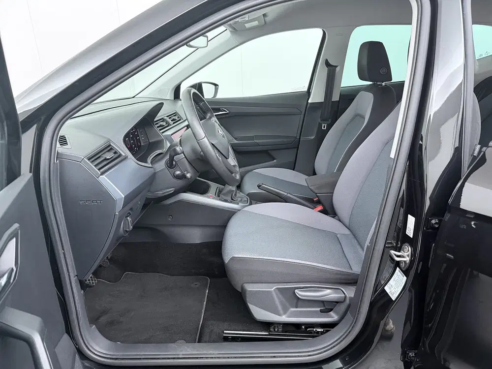 SEAT Arona 115PK TSI Style Business Intense uit 2020, foto 10