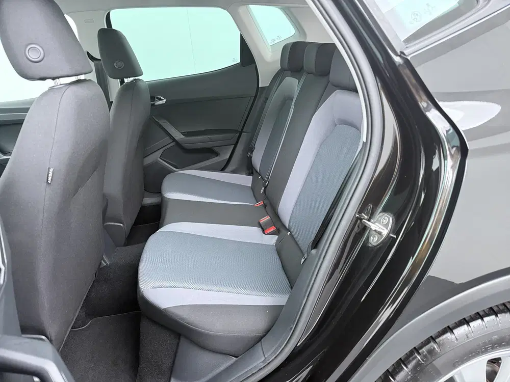 SEAT Arona 115PK TSI Style Business Intense uit 2020, foto 9