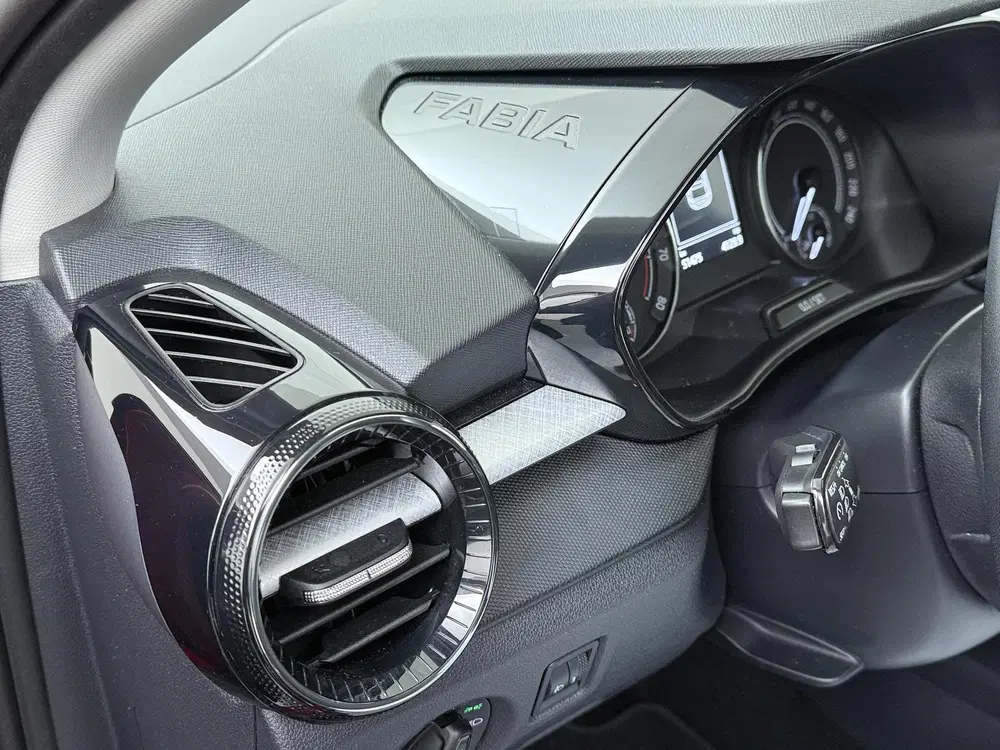Skoda Fabia 1.0 TSI Ambition uit 2023, foto 11